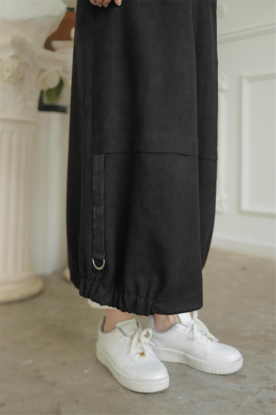 Boydan Fermuarlı Kapüşonlu Siyah Pardösü