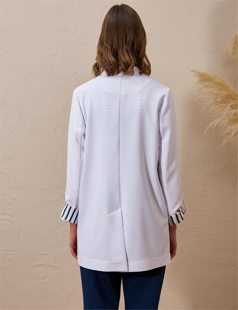 Broşlu Blazer Ceket Optik Beyaz