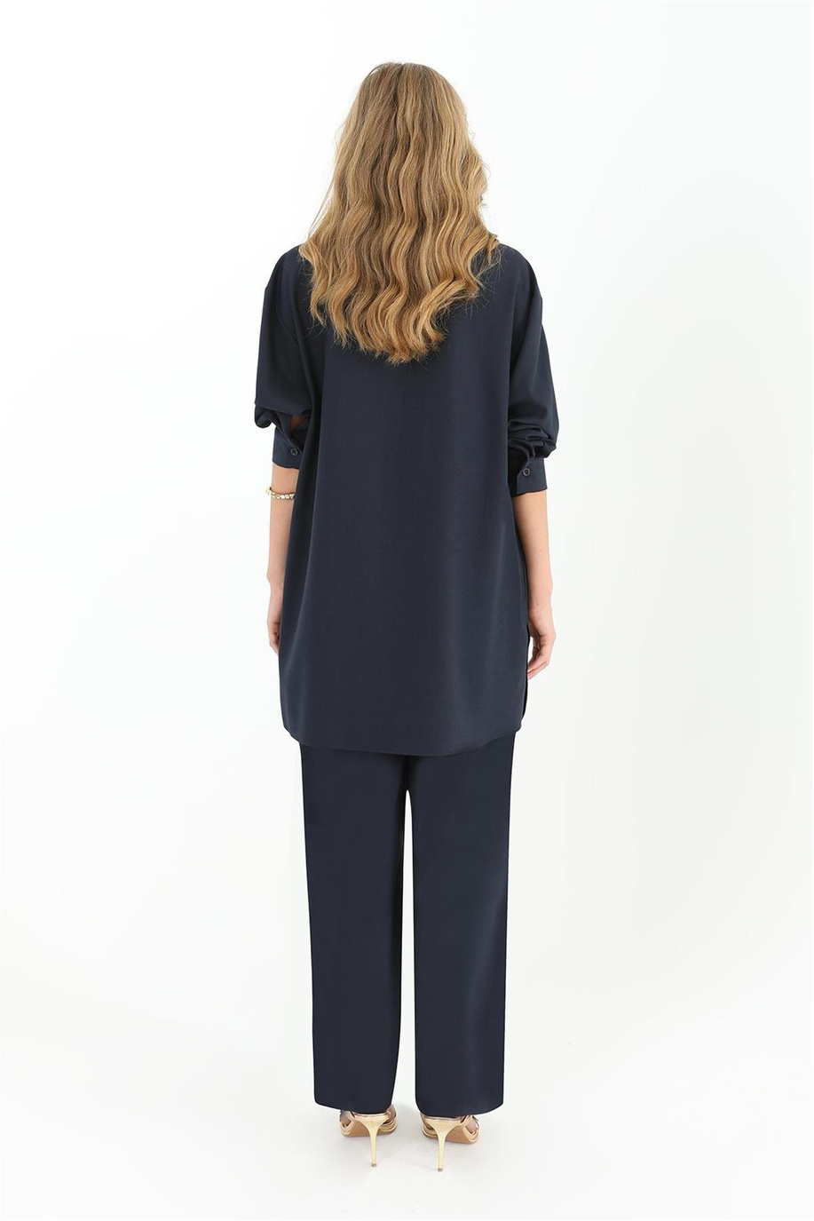 Cep Detaylı Lacivert Gömlek