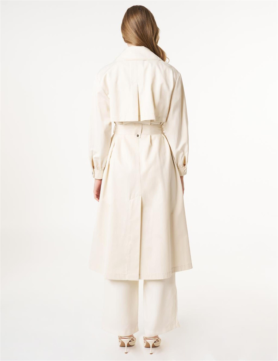 Çiçek Aplikeli Kuşaklı Trençkot Krem