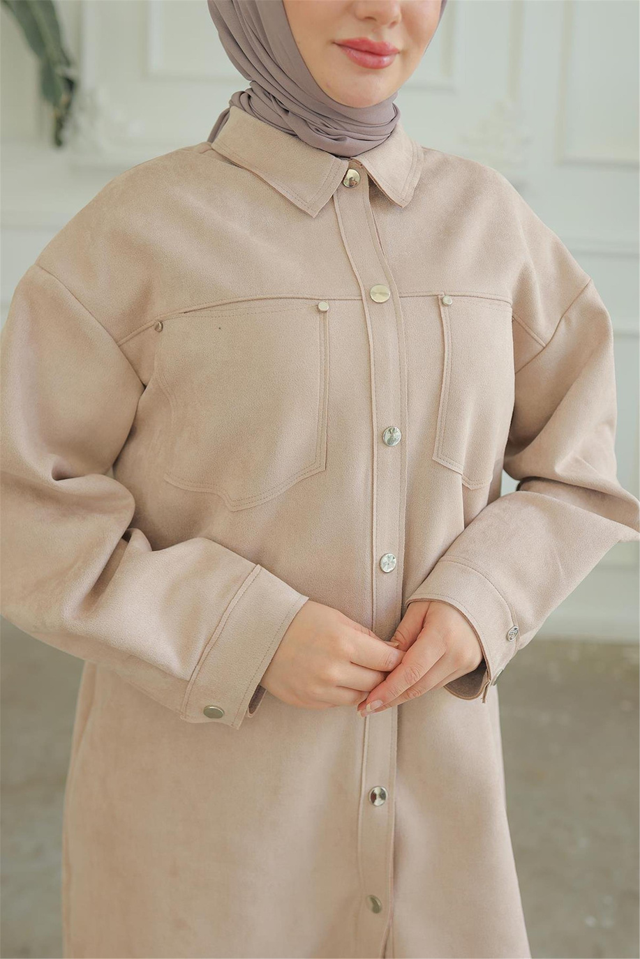 Çıt Çıtlı Gömlek Yakalı Latte Tunik