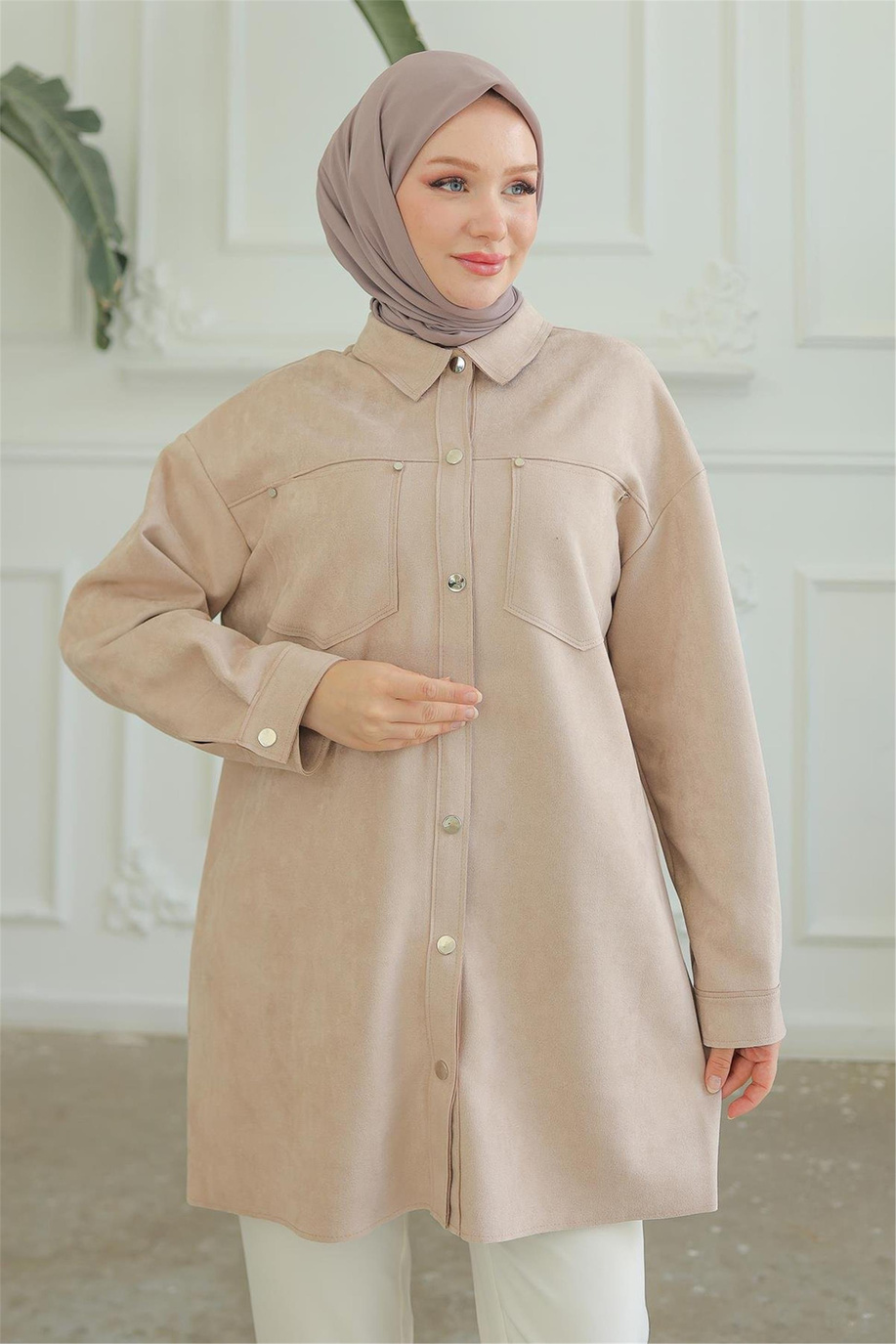 Çıt Çıtlı Gömlek Yakalı Latte Tunik