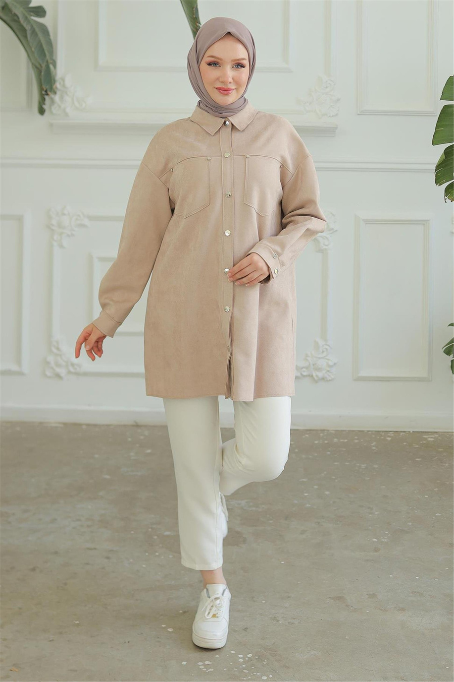 Çıt Çıtlı Gömlek Yakalı Latte Tunik