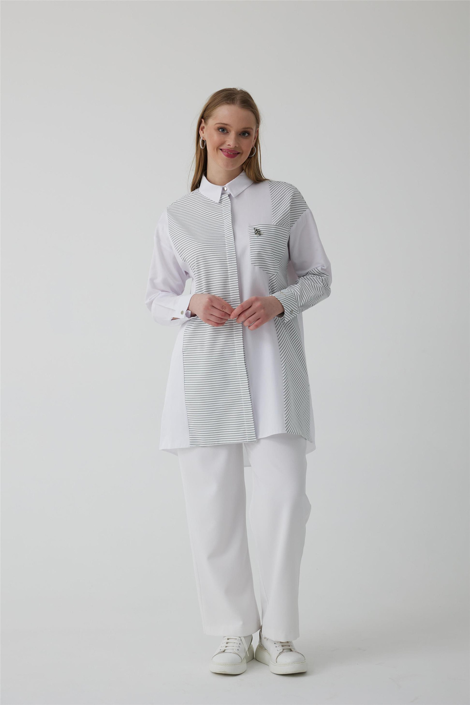 Çizgi Garnili Taşlı Haki Gömlek