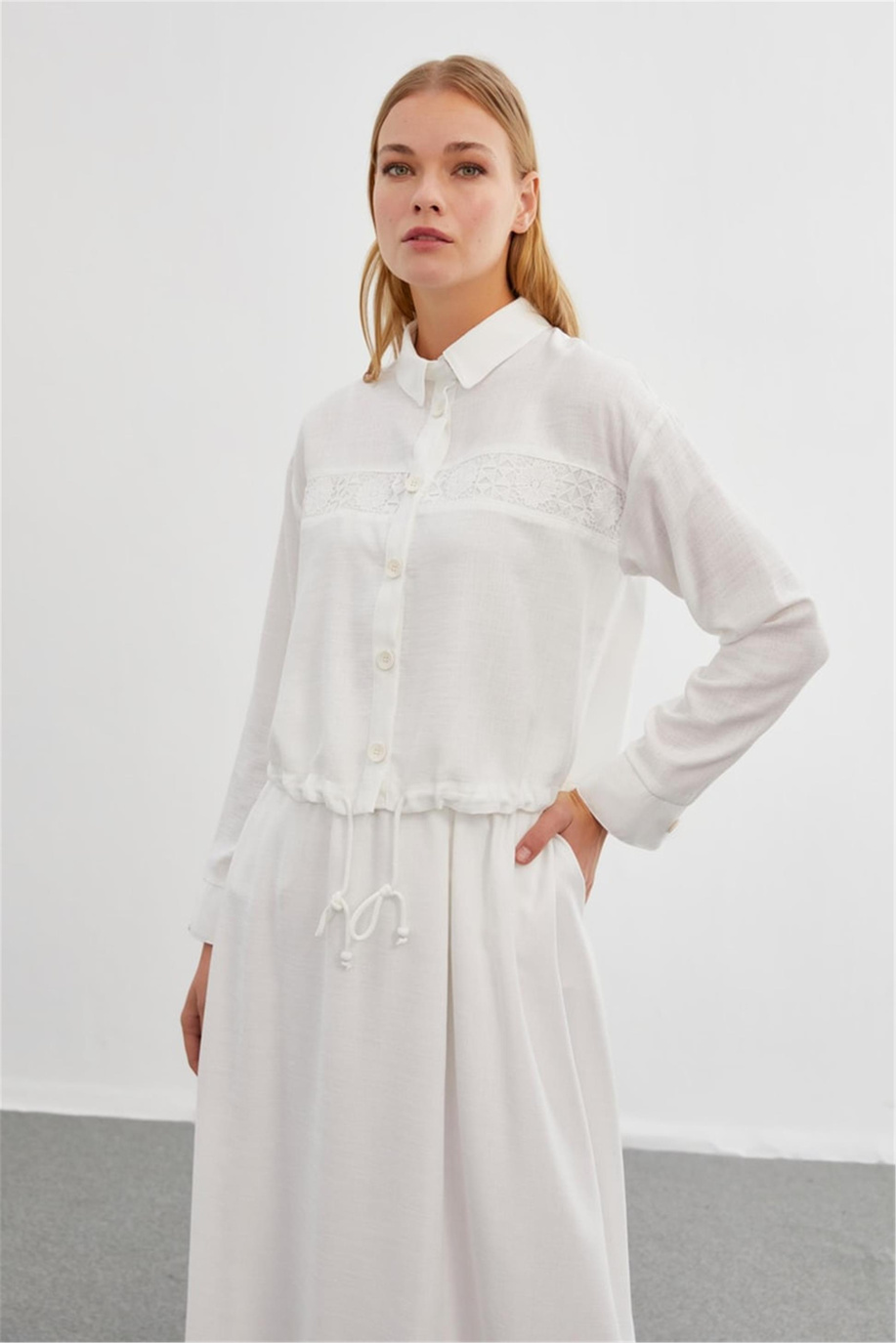 Dantel Detaylı Ekru Takım