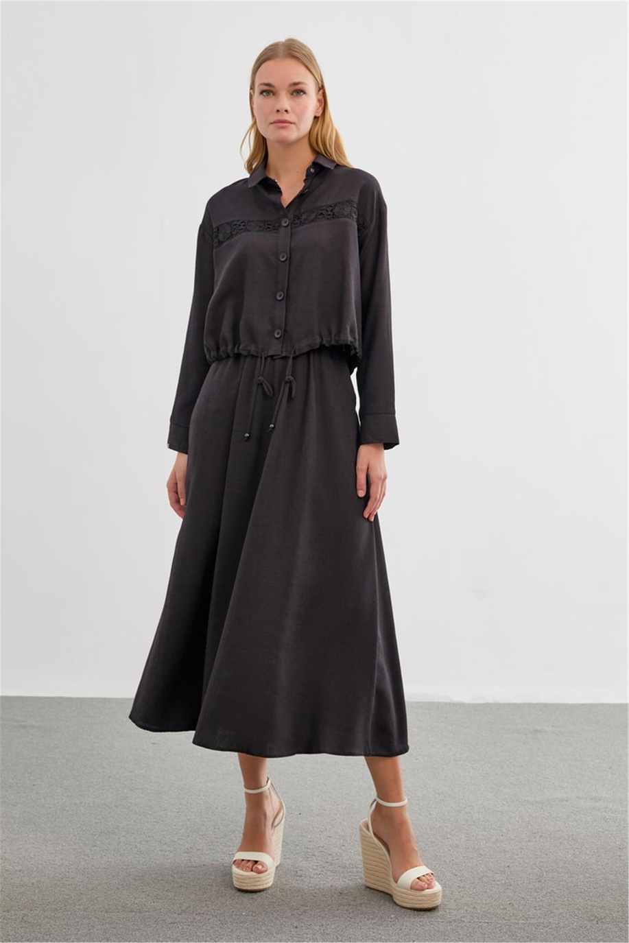 Dantel Detaylı  Siyah Takım