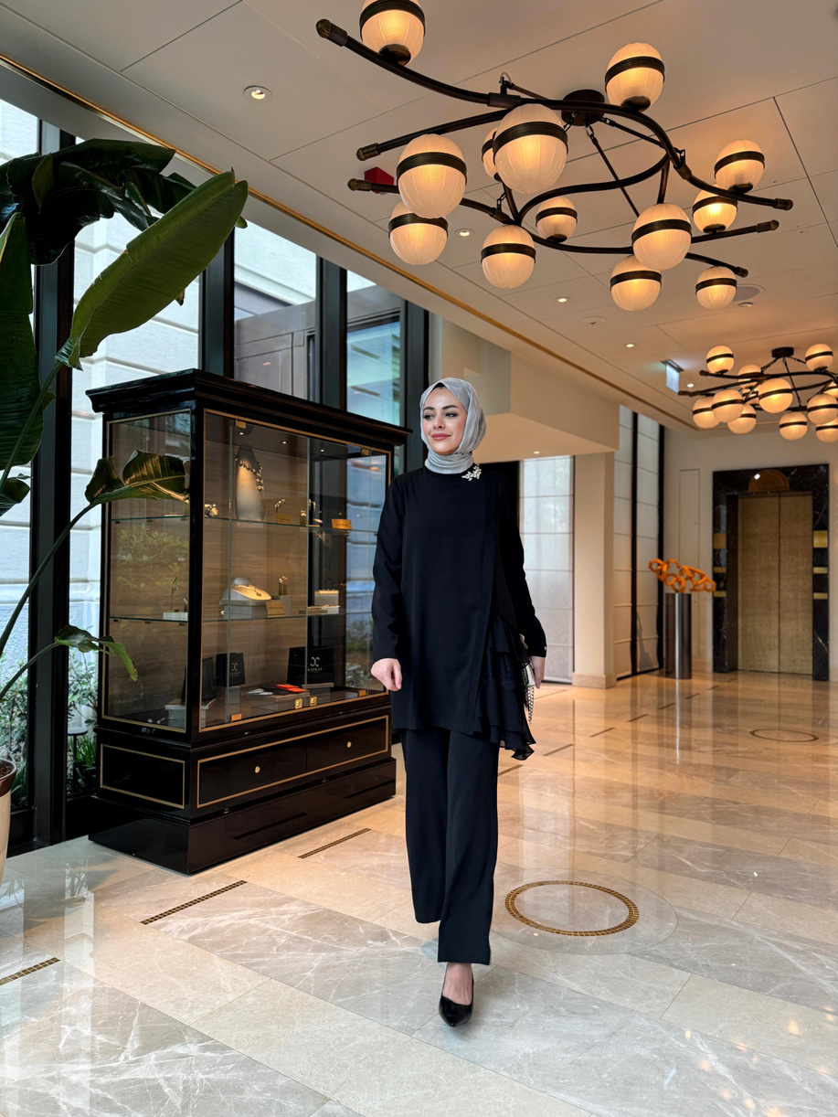 Dantelli Şifon Fırfırlı Takım Siyah - 25YMA2427