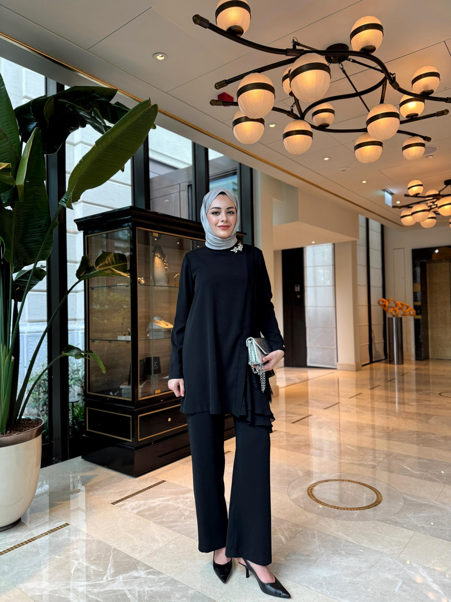 Dantelli Şifon Fırfırlı Takım Siyah - 25YMA2427