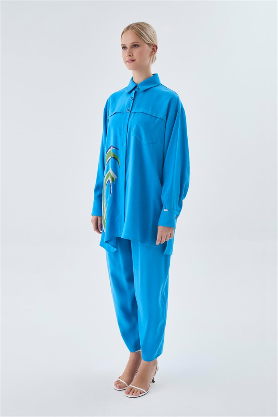 Desenli Düğmeli Takım Turkuaz - 25YZ1454