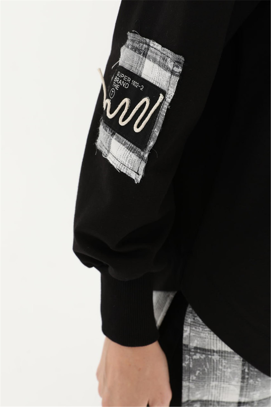 Ekose Detaylı Siyah Tunik