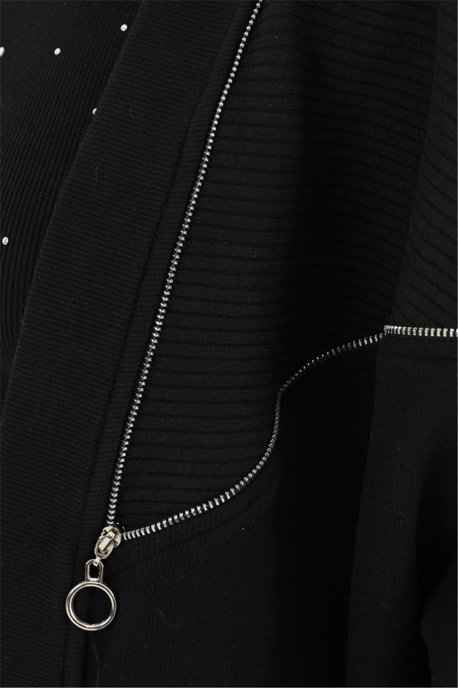 Fermuar Detaylı Siyah Hırka