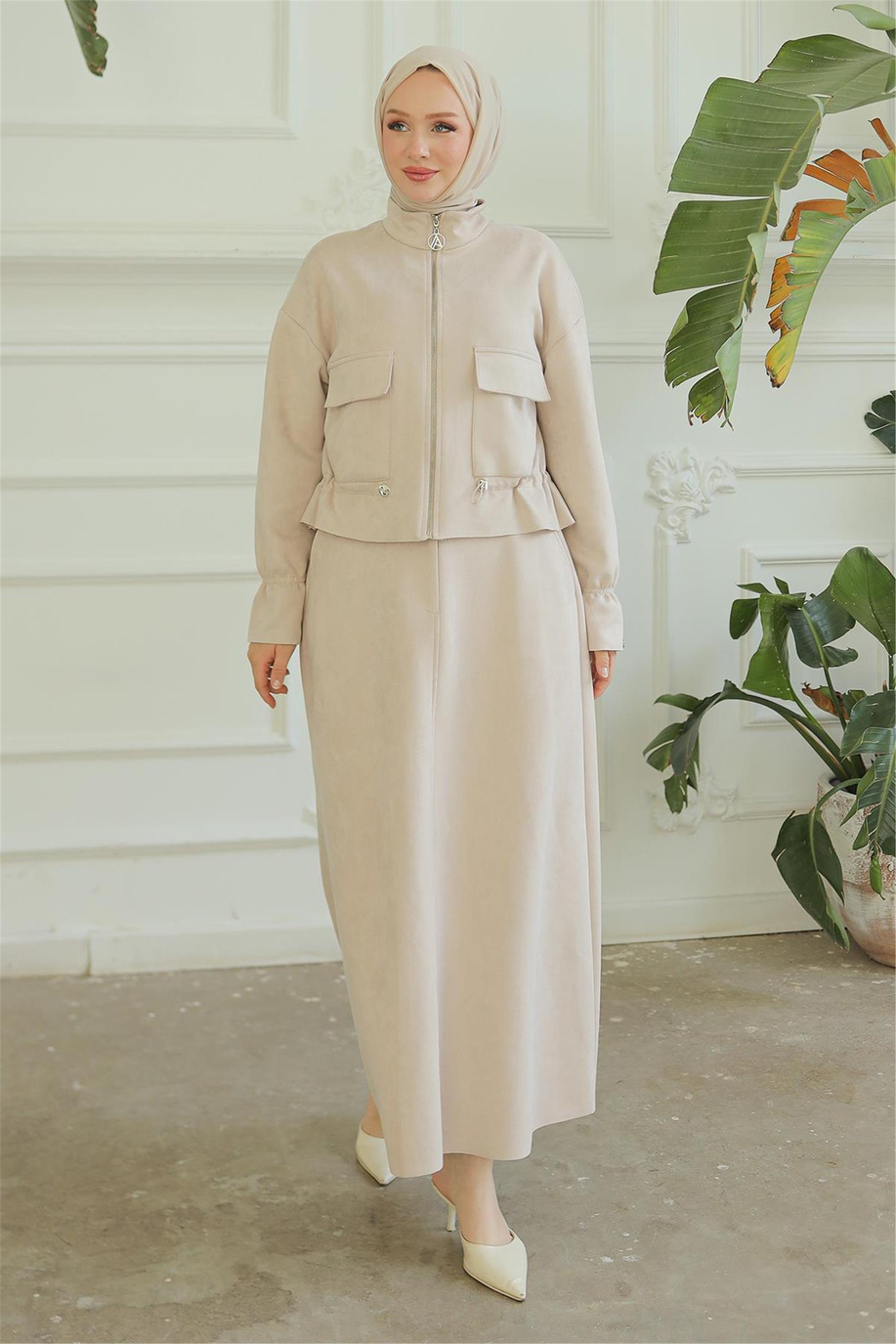 Fermuarlı Kolları Lastikli Bej Takım