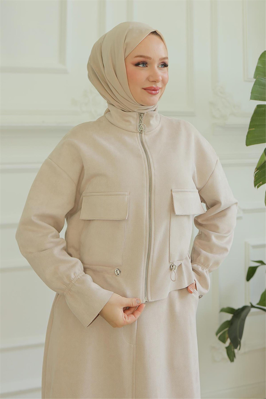 Fermuarlı Kolları Lastikli Bej Takım