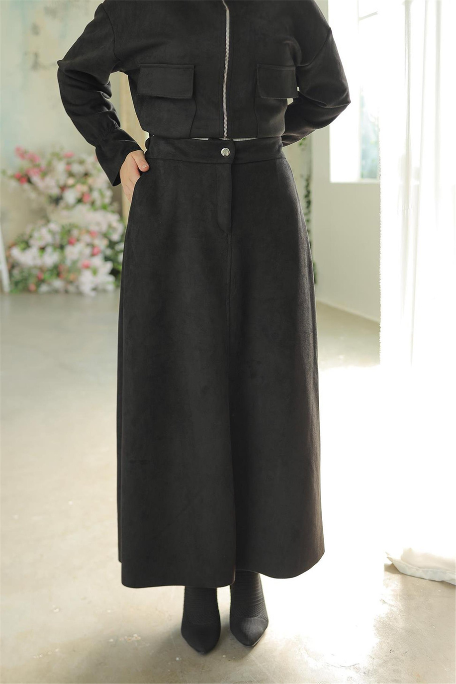 Fermuarlı Kolları Lastikli Siyah Takım