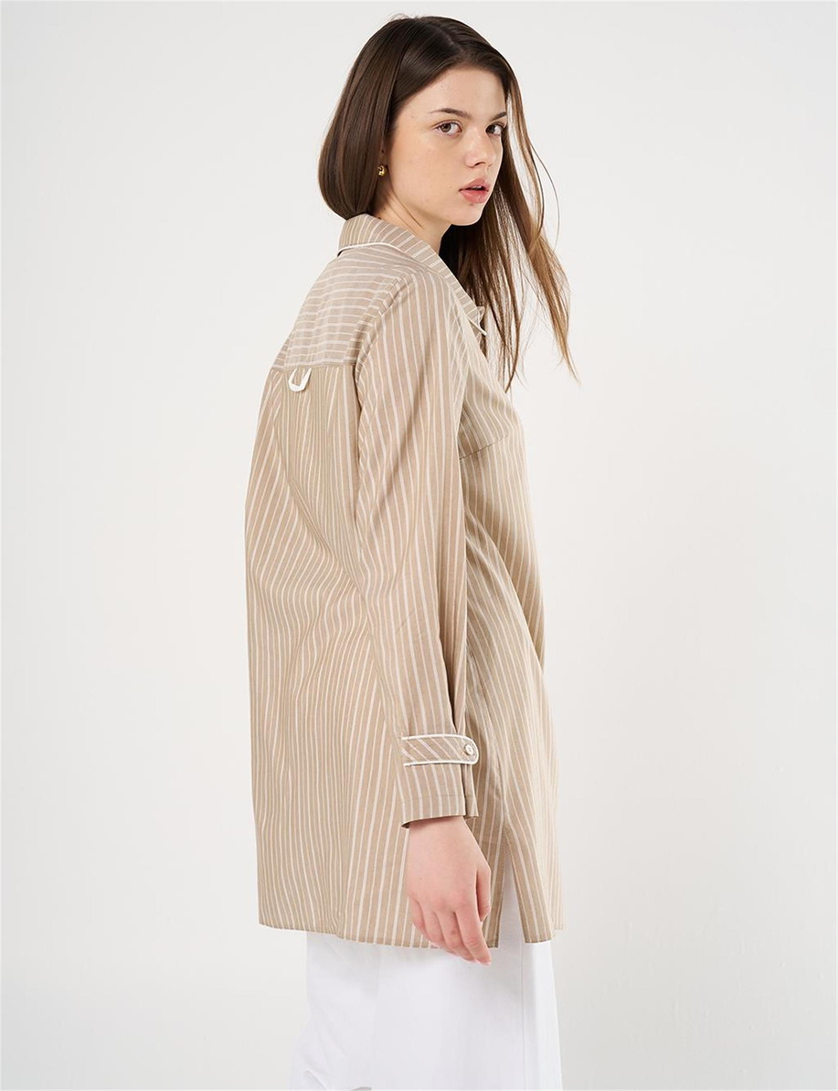 Flamingo Broşlu Çizgi Desen Tunik Bej