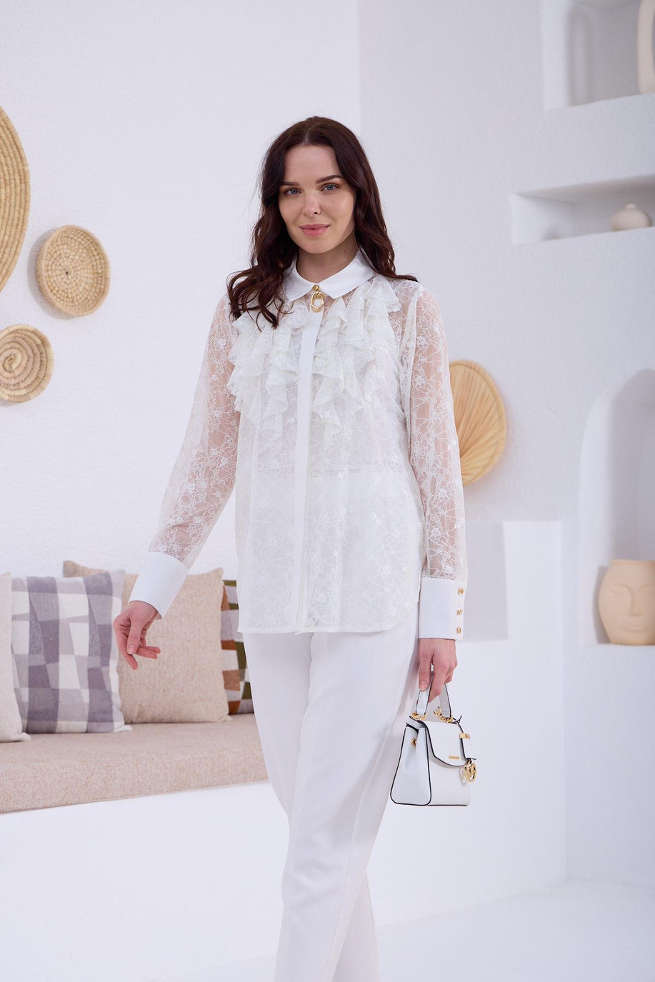 Fransız Dantelli Fırfırlı Broşlu Bluz Ekru - 25YMA1115