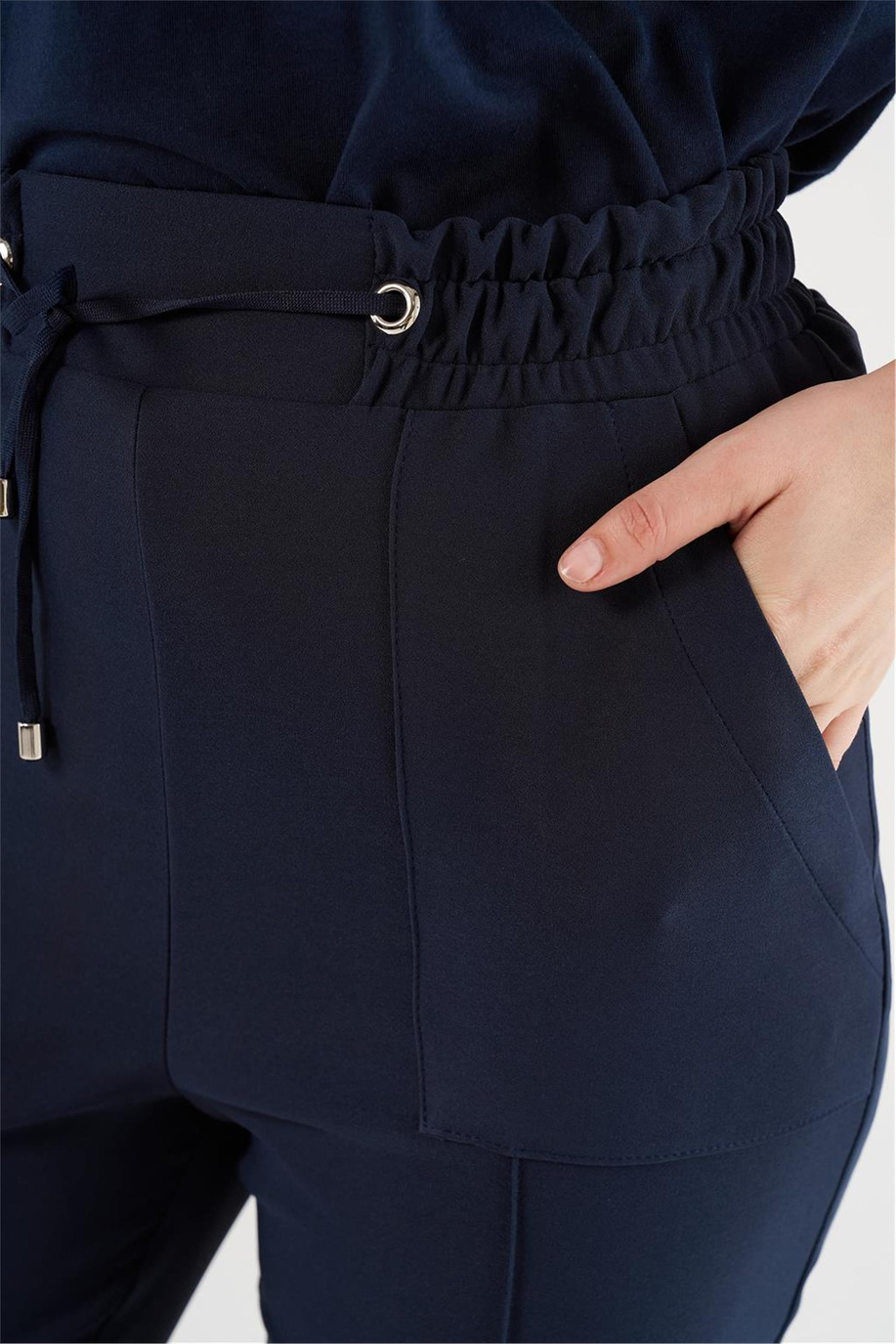 Geniş Cepli Çimalı Pantolon Koyu Lacivert