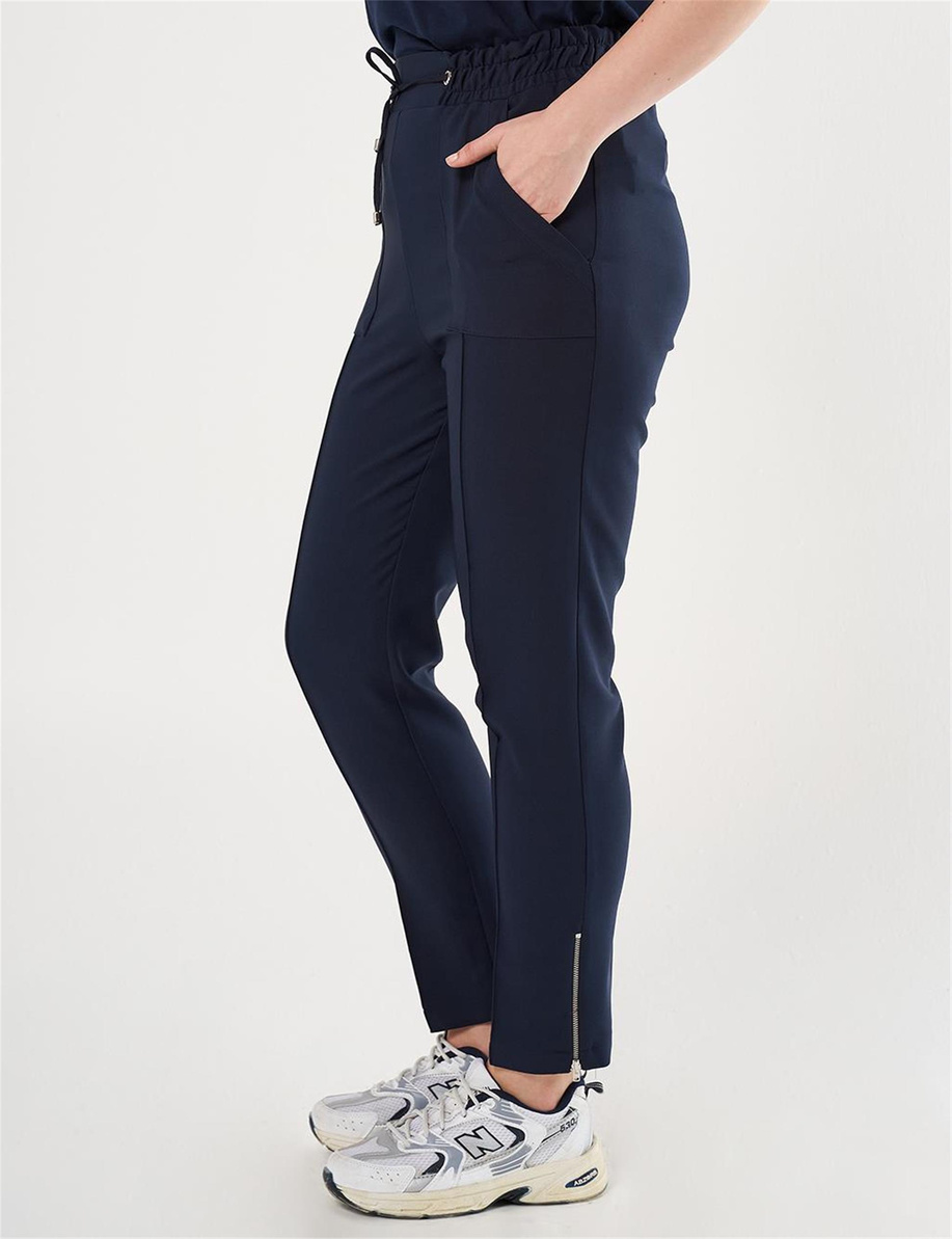 Geniş Cepli Çimalı Pantolon Koyu Lacivert