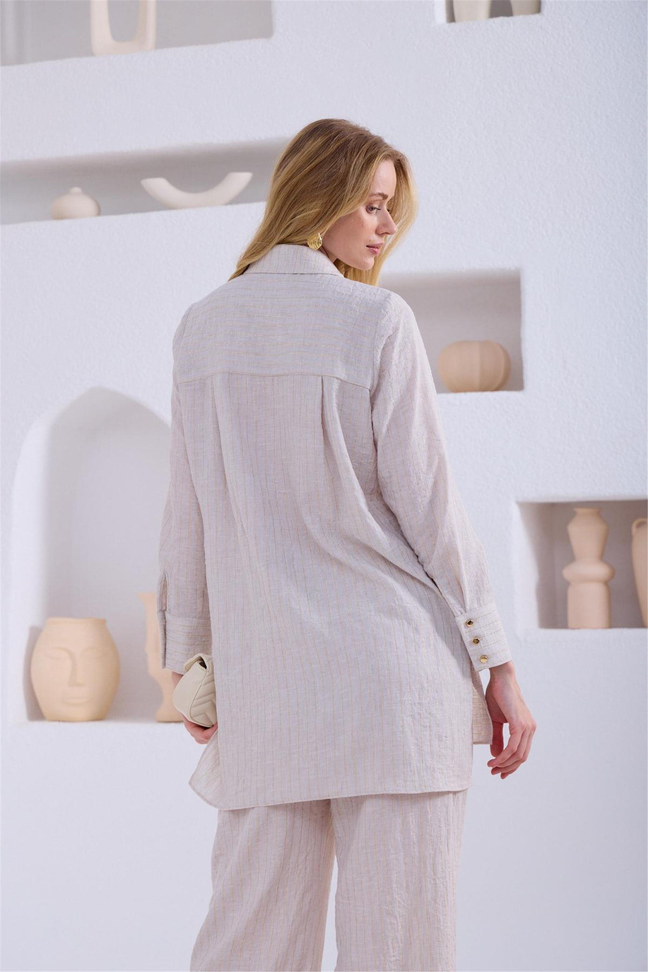 Gold Simli İşlemeli Keten Takım Taş - 25YMA2425