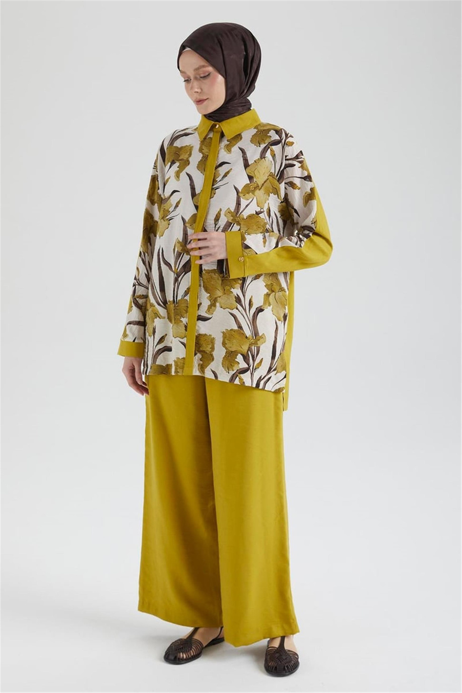 Gömlek Yaka Çiçek Desenli Pantolonlu İkili Takım Yağ Yeşili