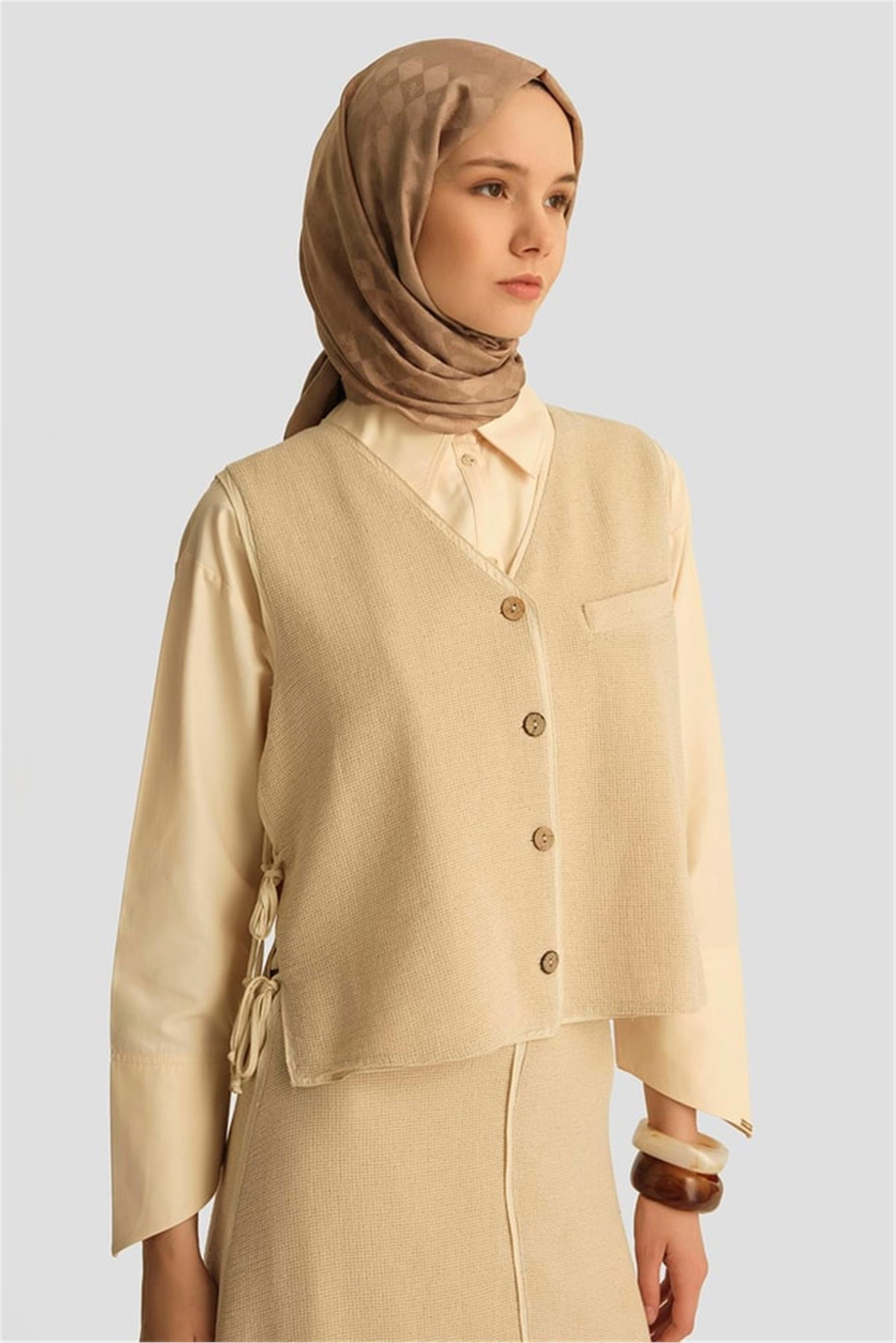 Hasır Dokulu Yelekli Takım Aytaşı - 25Y6028