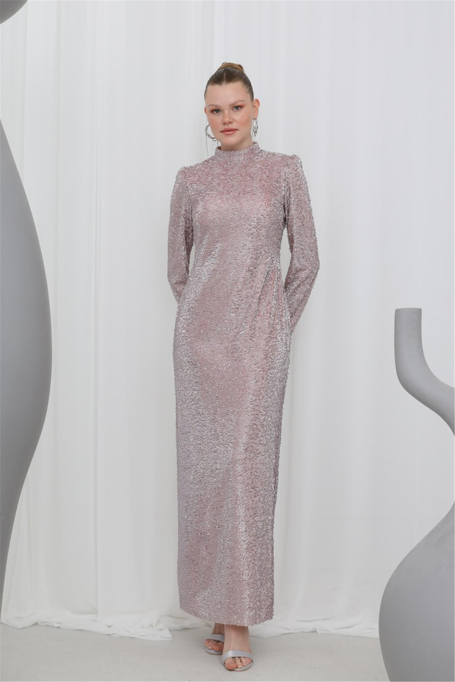 Işıltılı Ve Zarif Pudra Elbise