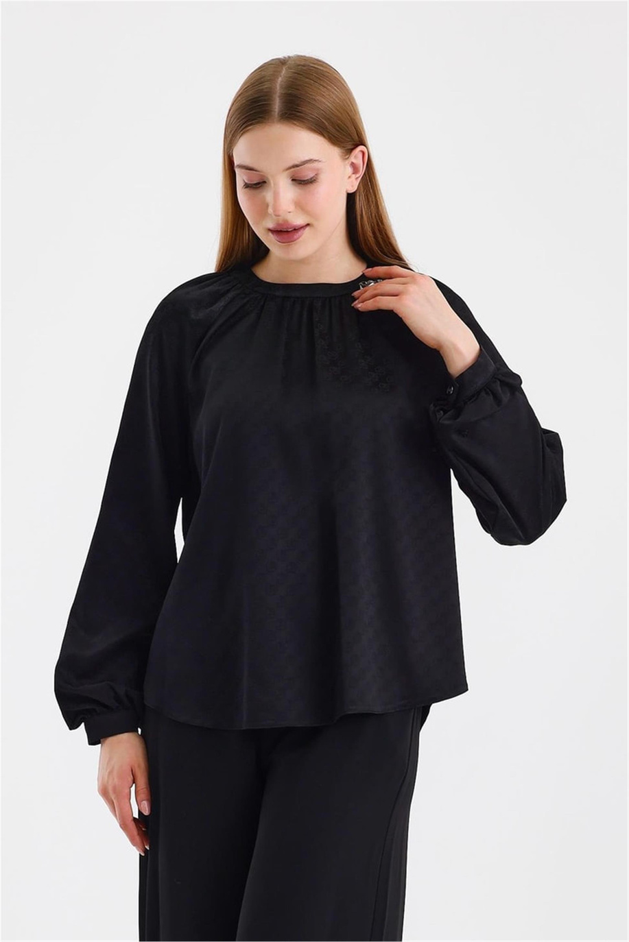 Jakarlı Aksesuar Detaylı Bluz Siyah - 25YZ0118