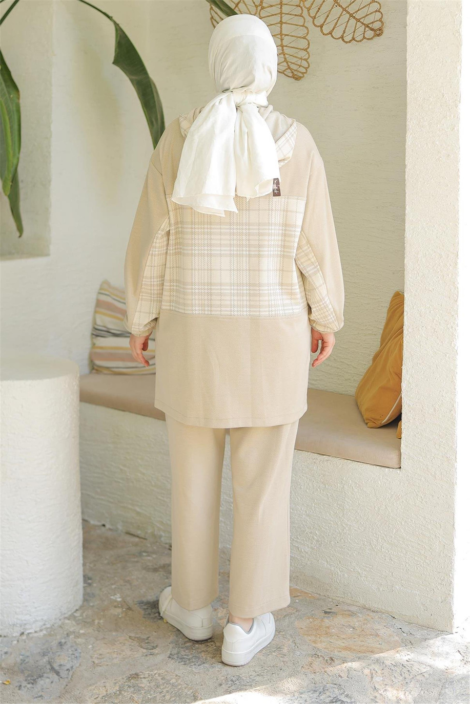 Kapişonlu Etekli İkili Bej Takım