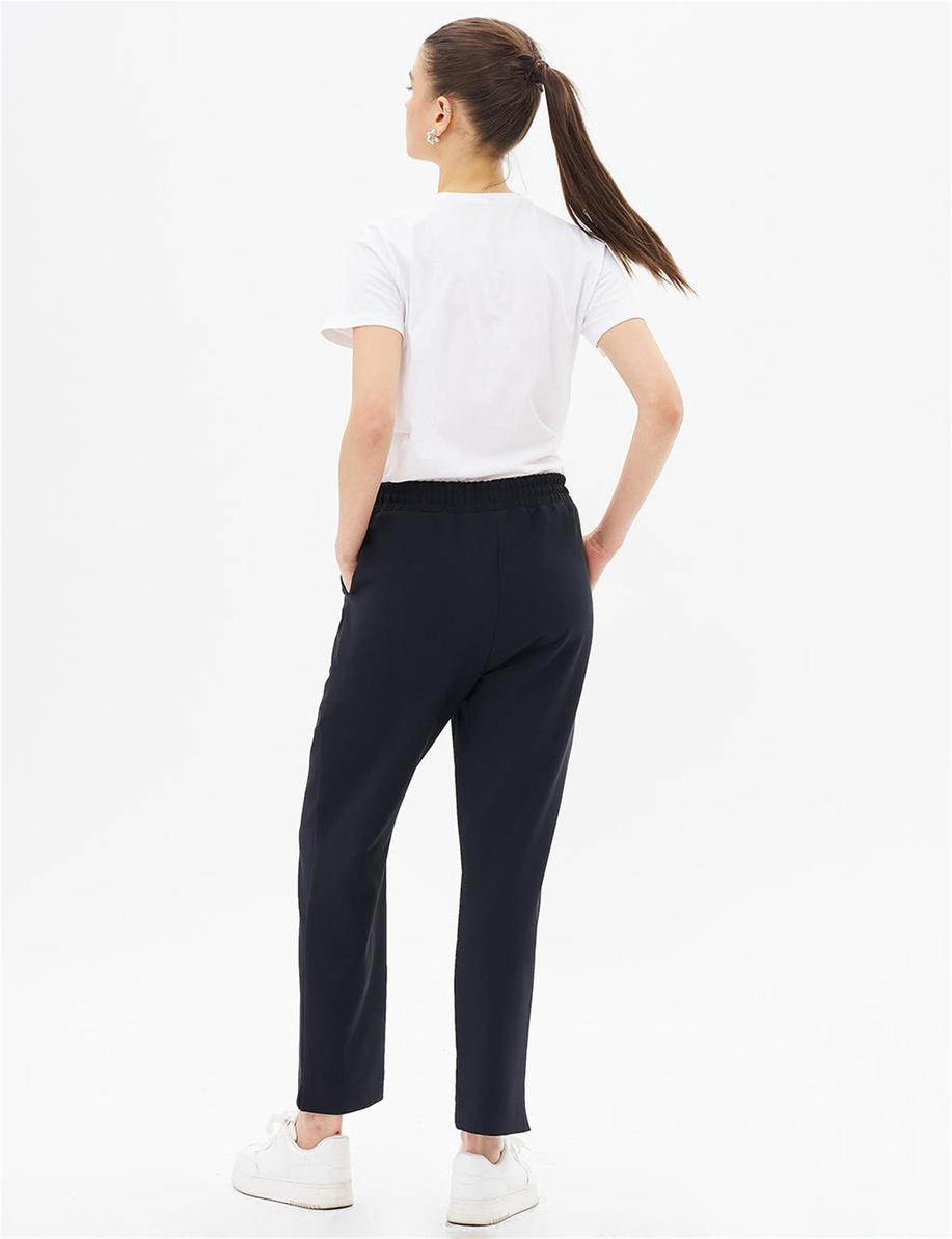 Kayra Siyah Pantolon