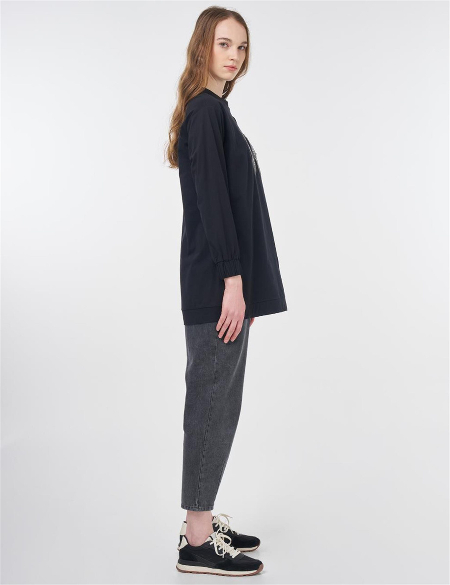 Kelebek Nakışlı Pamuklu Sweatshirt Siyah