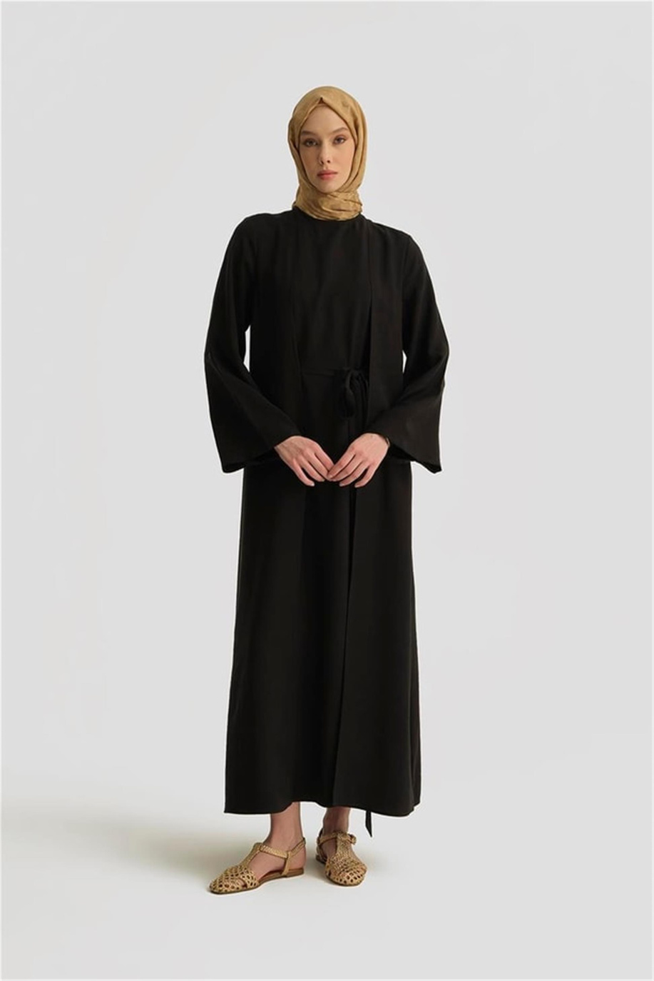 Kemer Detaylı Modal Siyah Elbise