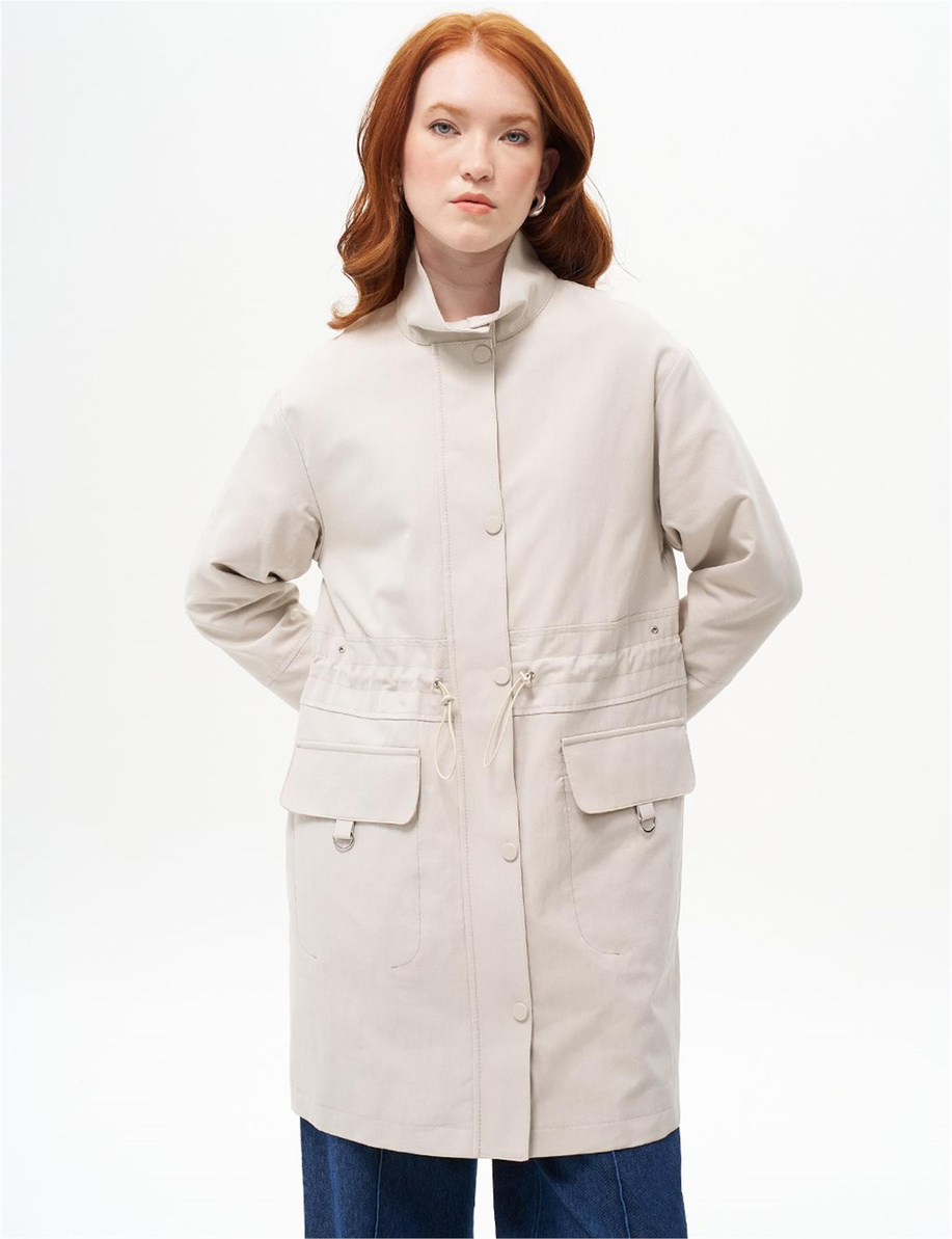 Kuş Gözü Detaylı Bel Büzgülü Taş Ceket