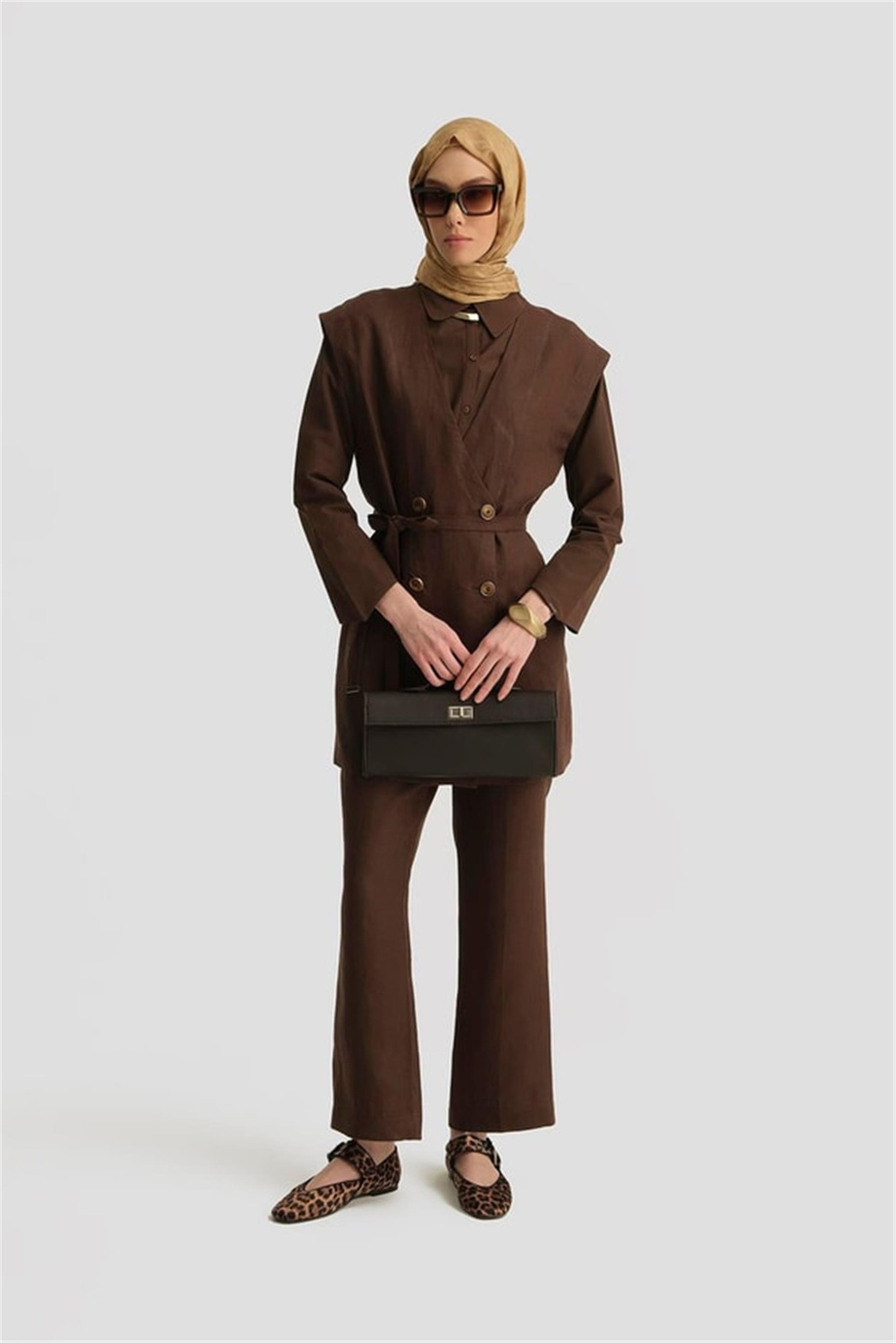 Leopar Biyeli Keten Kahve Takım