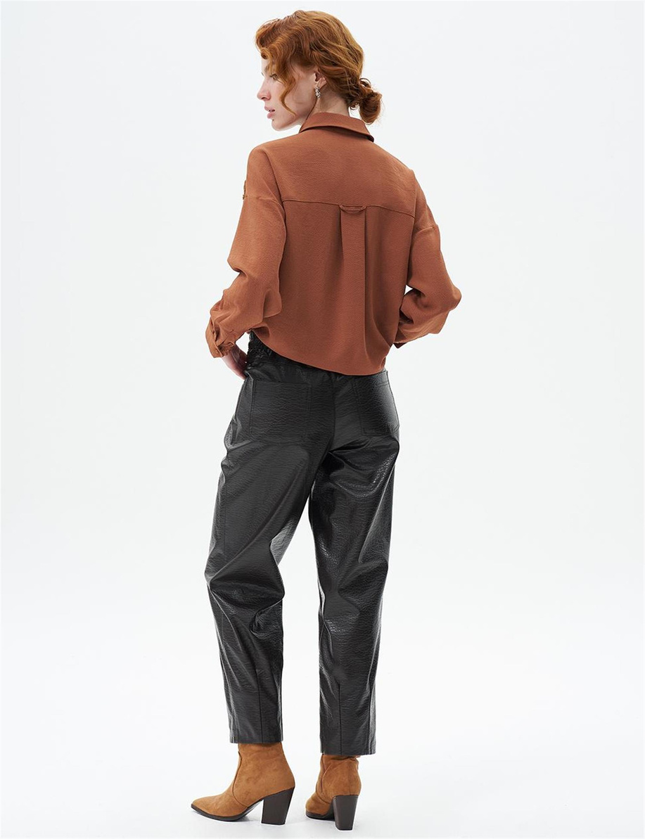 Metal Aksesuar Detaylı Suni Deri Koyu Kahve Pantolon