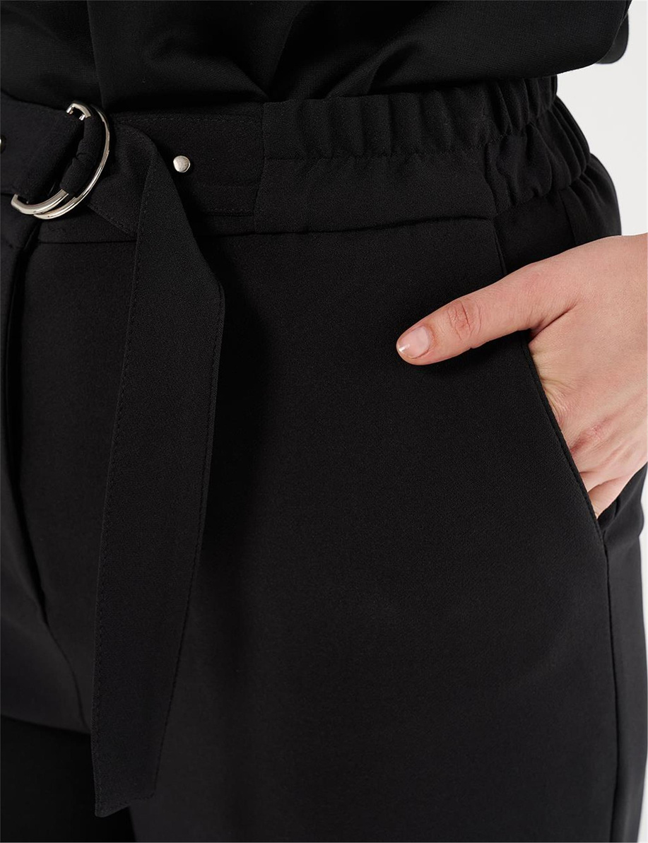 Metal Toka Detaylı Yüksek Bel Pantolon Siyah