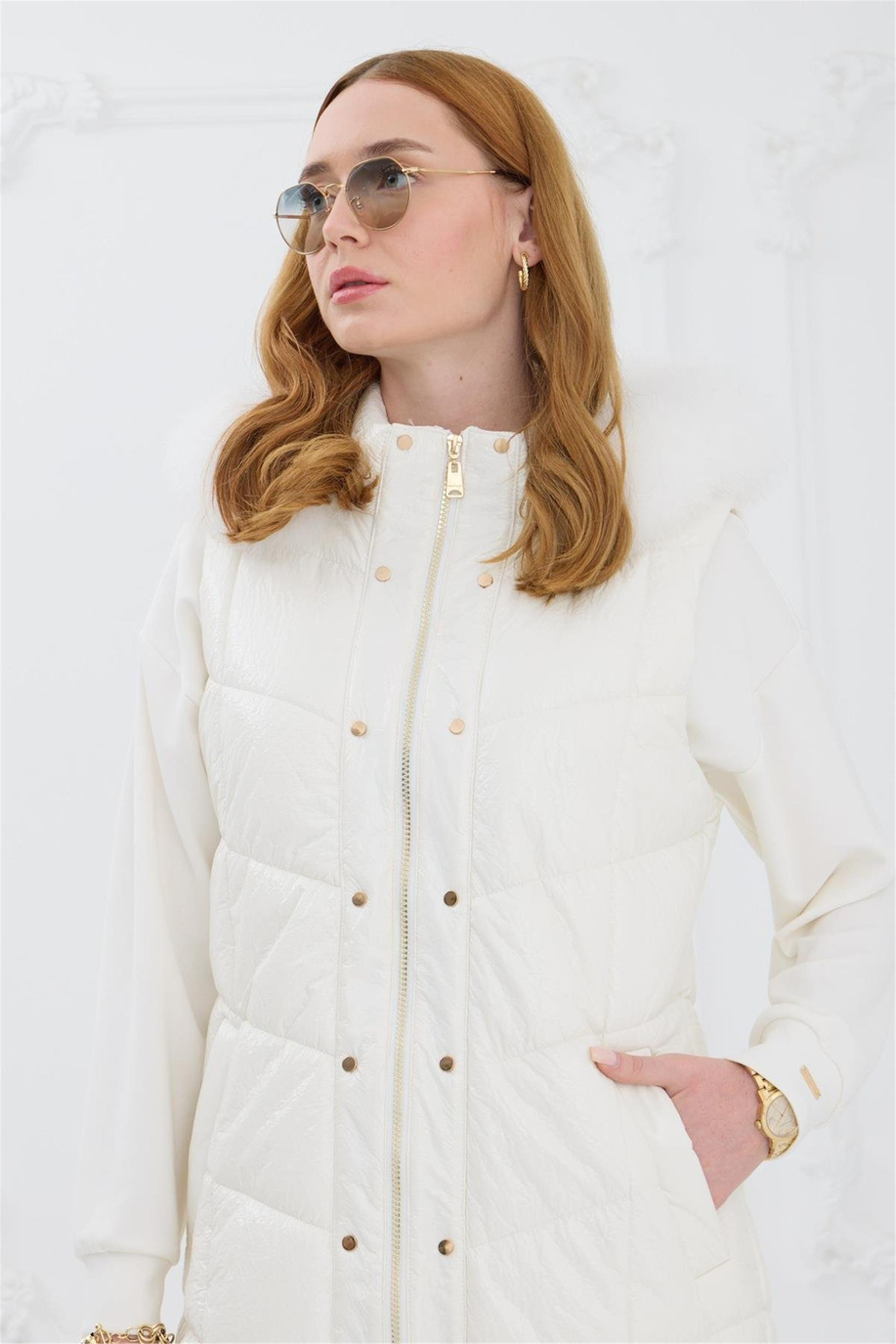 Moodbasic Ekru Yelek