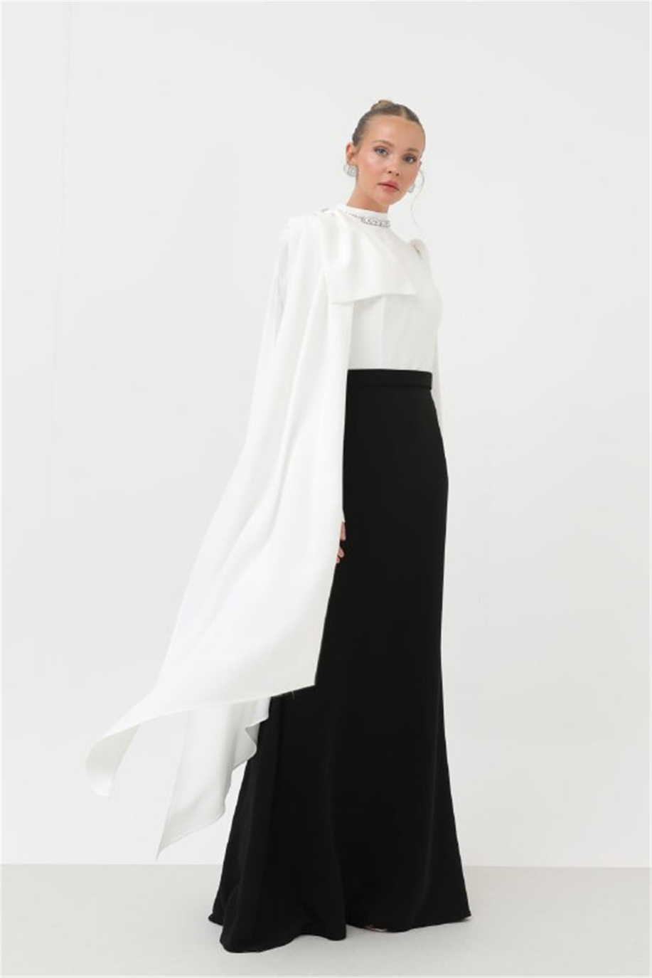 Ö Siyah-Ekru Elbise