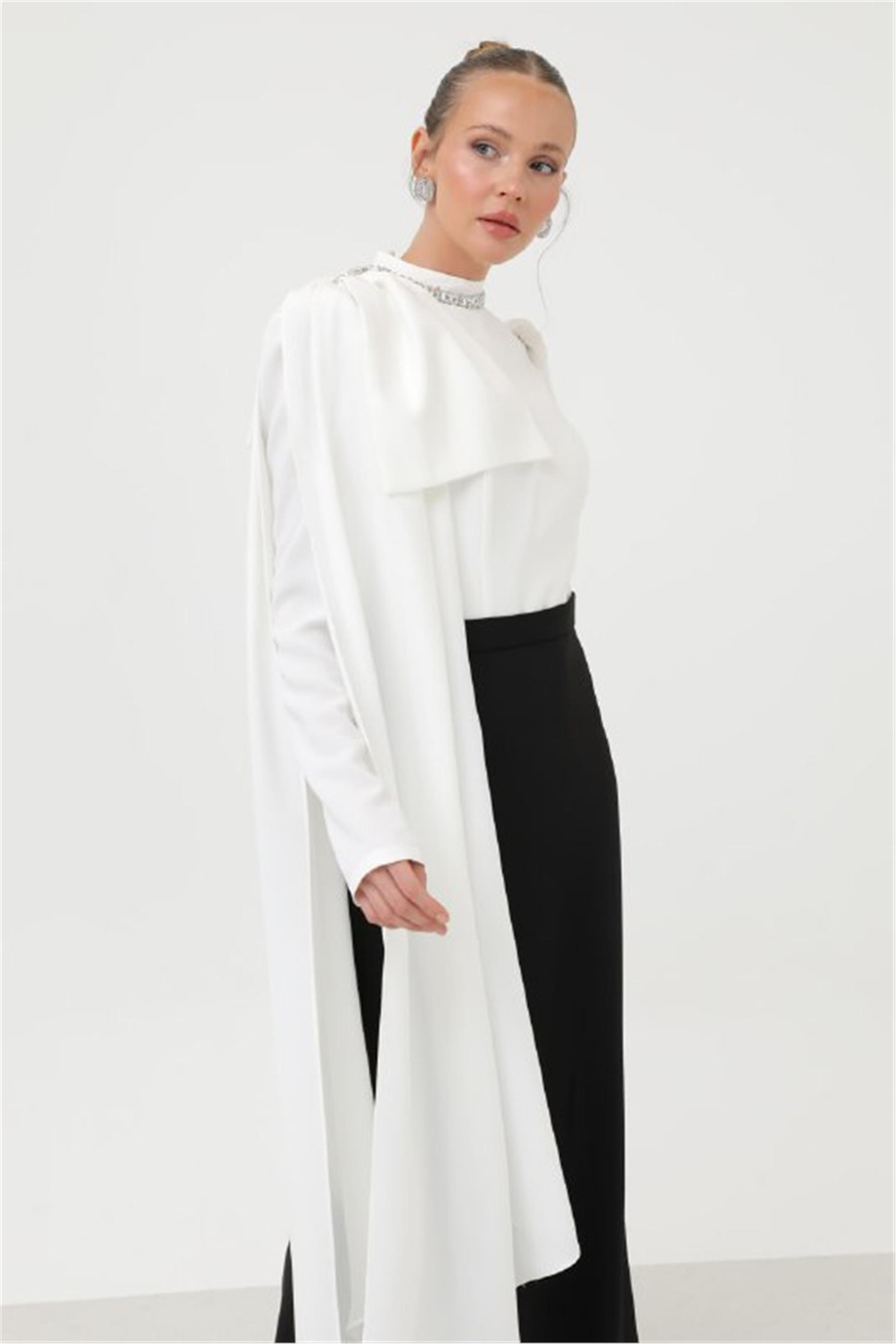 Ö Siyah-Ekru Elbise