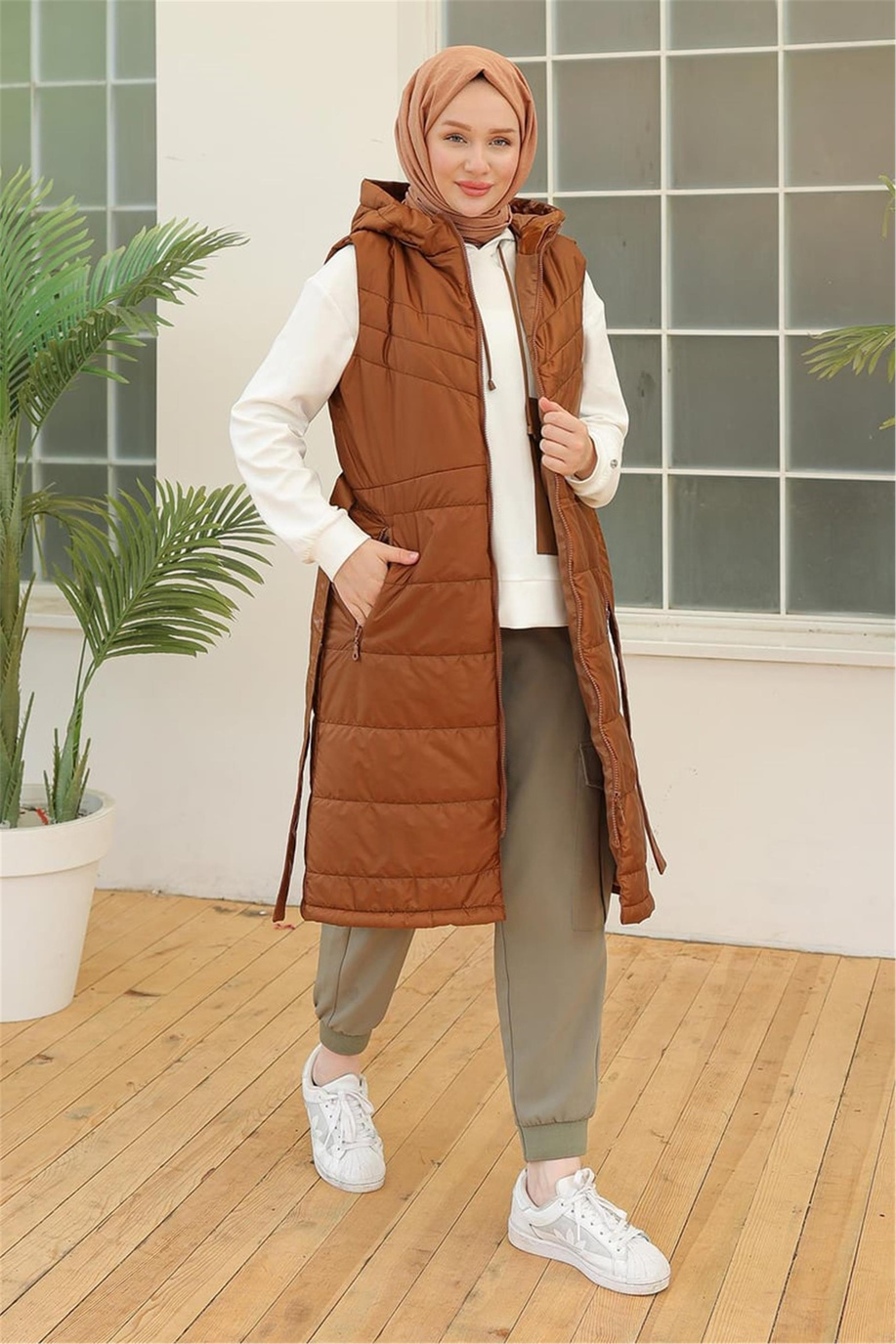 Önü Kapitone Arkası Penye Taba Yelek