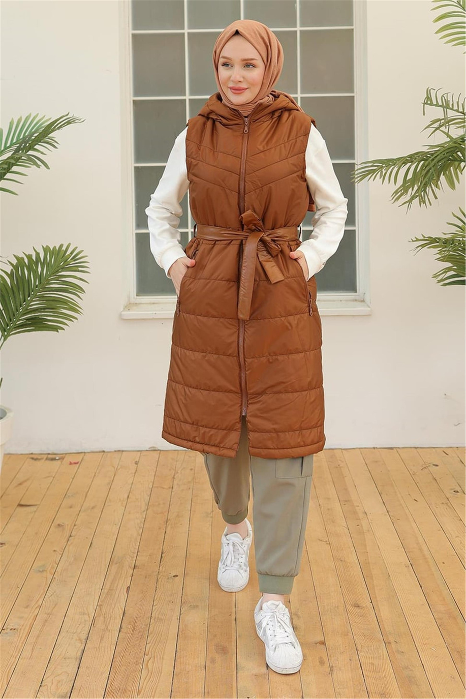 Önü Kapitone Arkası Penye Taba Yelek