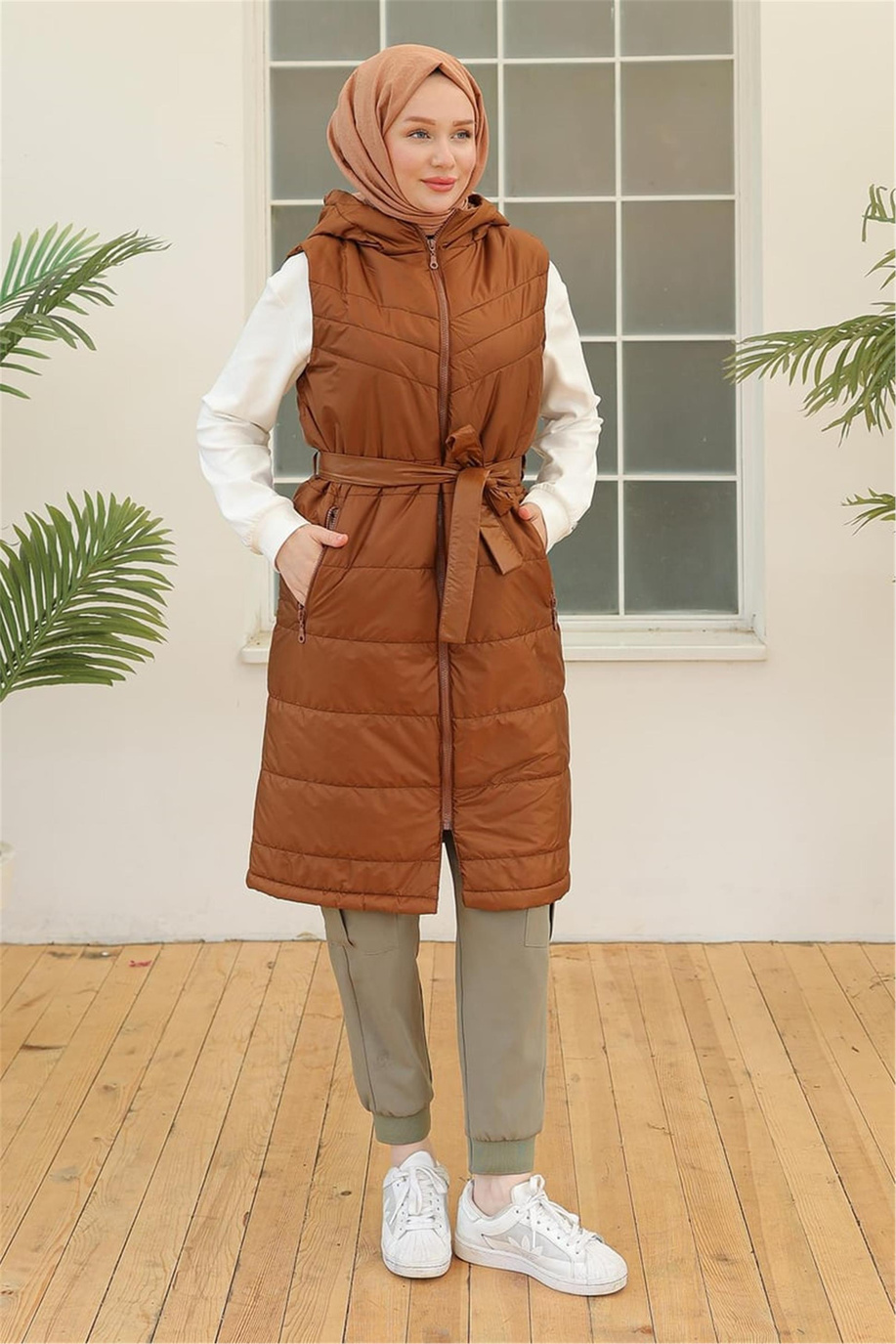 Önü Kapitone Arkası Penye Taba Yelek