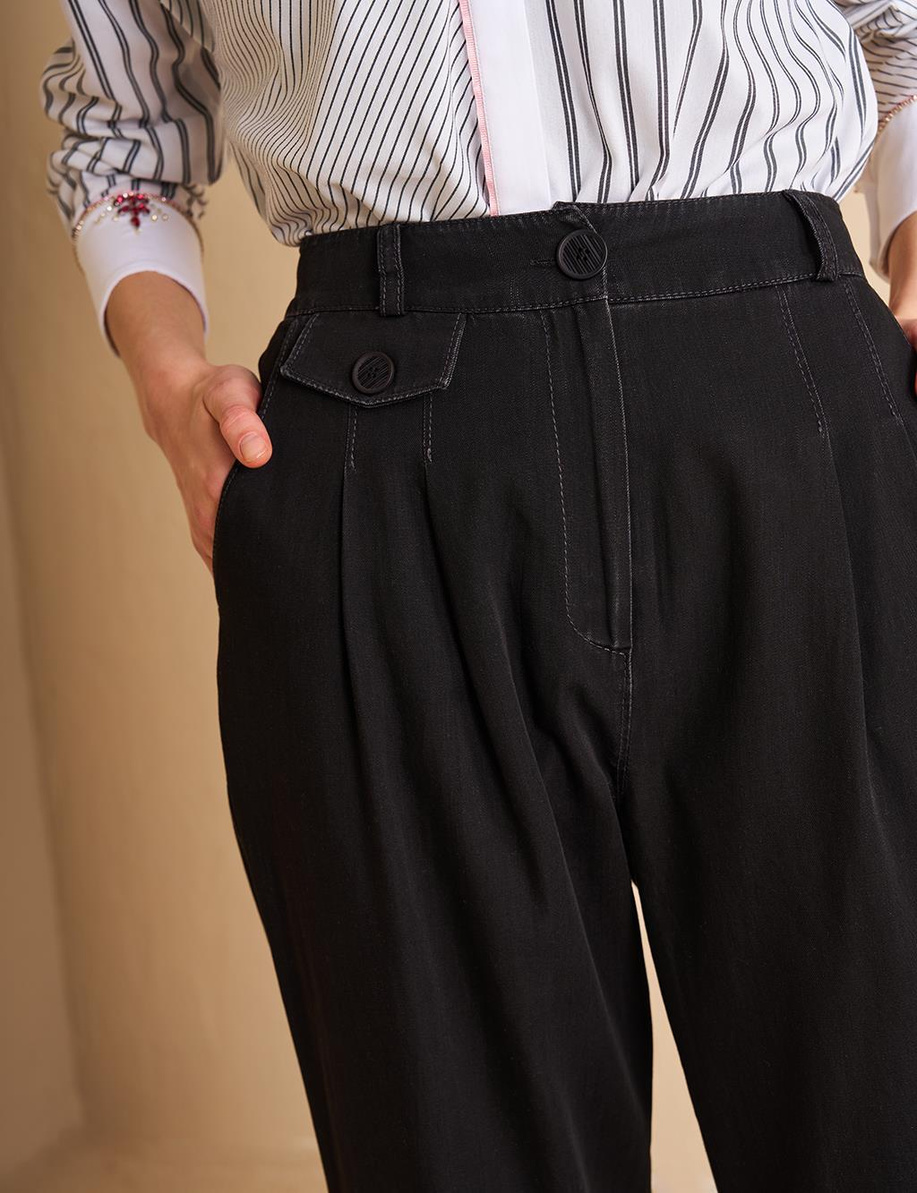 Paçası Düğmeli Denim Efektli Pantolon Siyah - KA-B25-19086