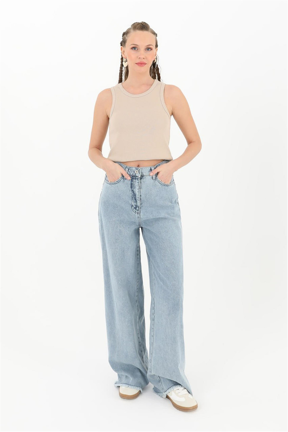 Paçası Püsküllü Açık Mavi Pantolon