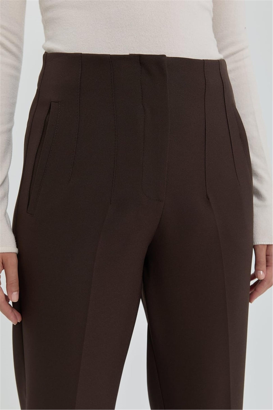 Pens Detaylı Havuç Pantolon Kahve