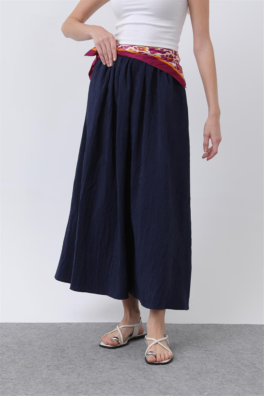 Puane Navy Etek - 25YP32335