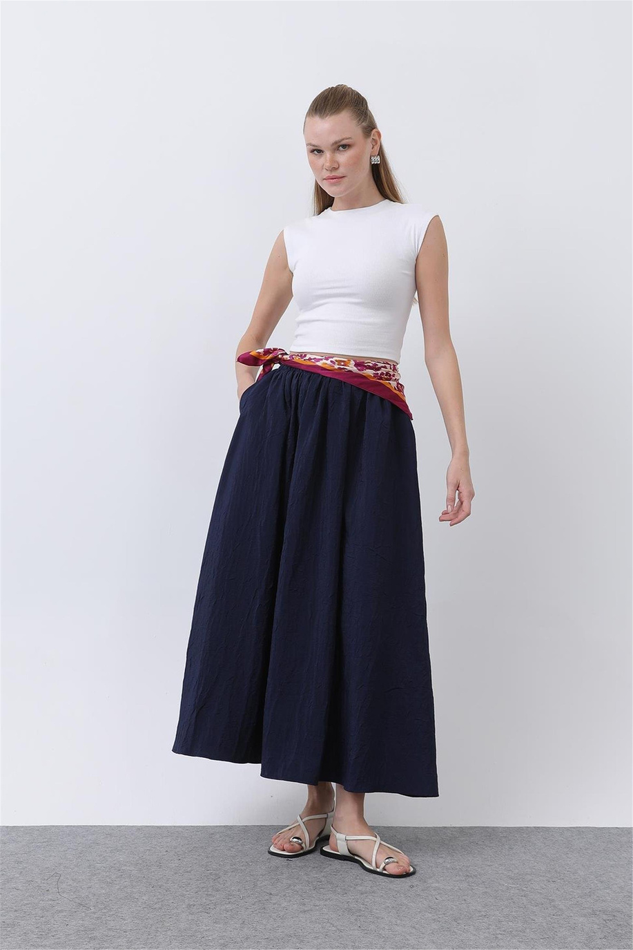 Puane Navy Etek - 25YP32335