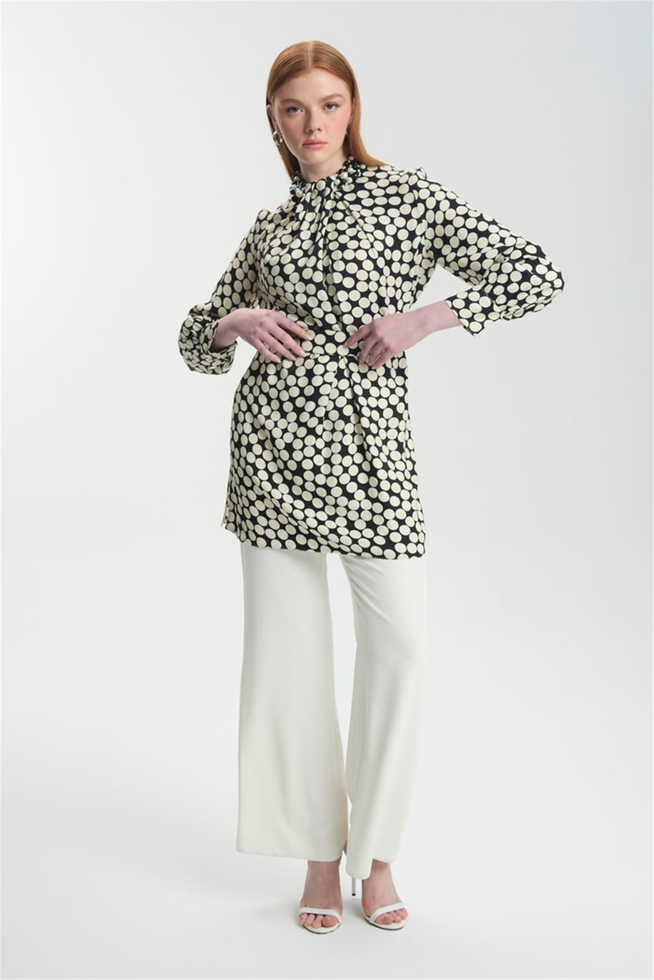 Puantiyeli Aksesuar Detaylı Takım Ekru - 25YZ1558