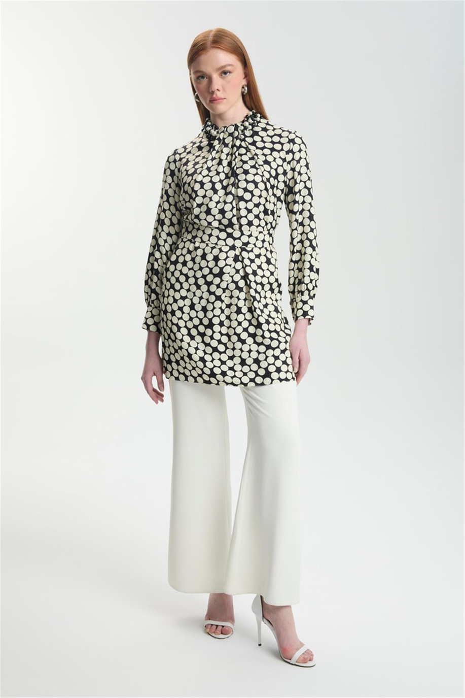 Puantiyeli Aksesuar Detaylı Takım Ekru - 25YZ1558