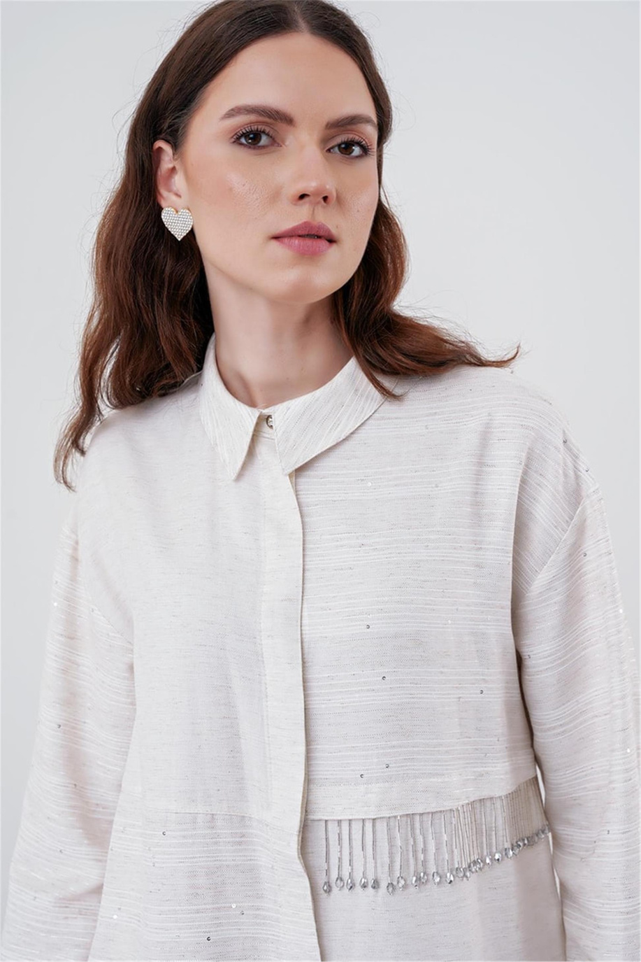 Püskül Detaylı Yaka Bej Takım