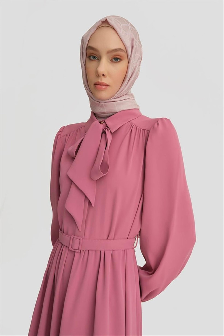 Seyyar Yaka Kurdeleli Sümbül Elbise